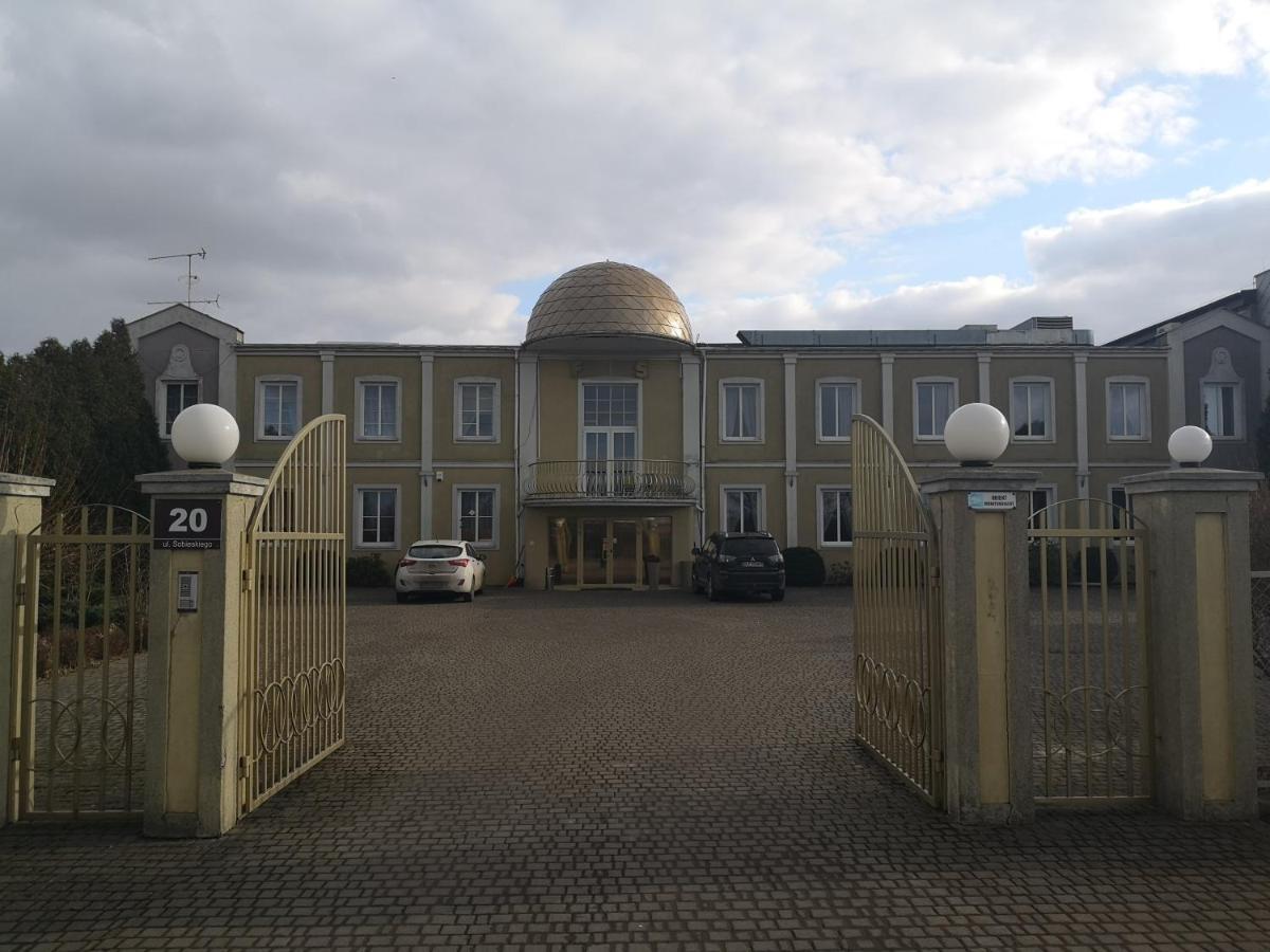 Dworek Sobieskiego Skierniewice Exterior photo